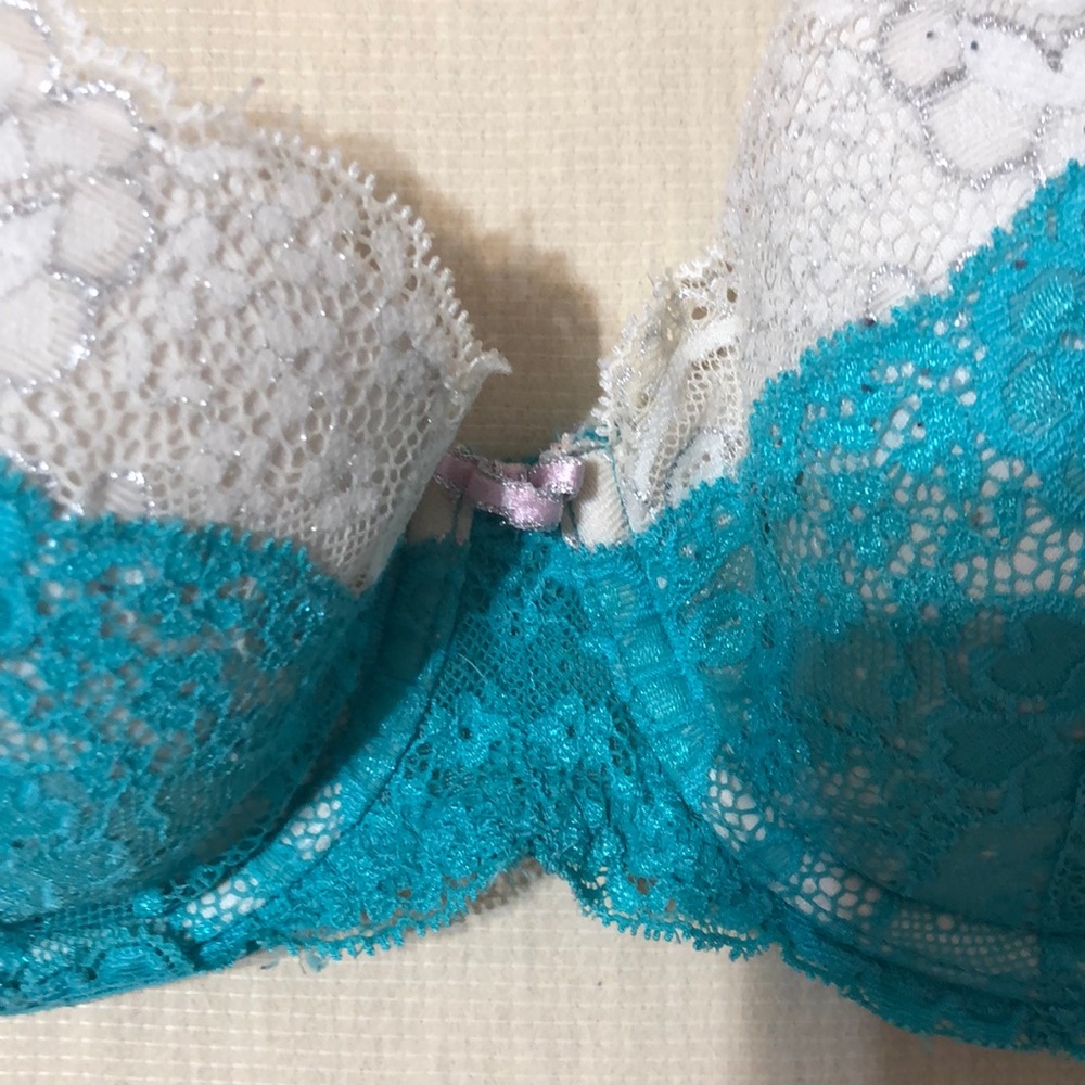 Bra - Picture 8 of 8